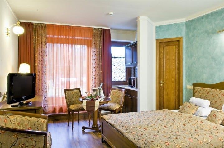 Amira Boutique Hotel Wellness & Spa - Vikend oddih, Hévíz, Madžarska - 359 EUR - 3x nočitev v Standard dvoposteljni za 2 osebi, Polpenzion