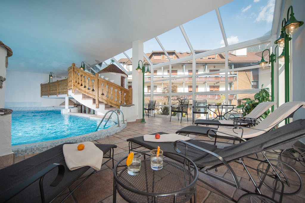 Hotel Muehlener Hof – zimski wellness u Italiji, Molini di Tures, Italija – 2.962 HRK – 3x noćenje za 2 osobe, 3x polupansion za 2 osobe (doručak s bio kutkom i domaćim proizvodima, 4 jela po izboru u okviru polupansiona, salatni bar i bar s predjelima)