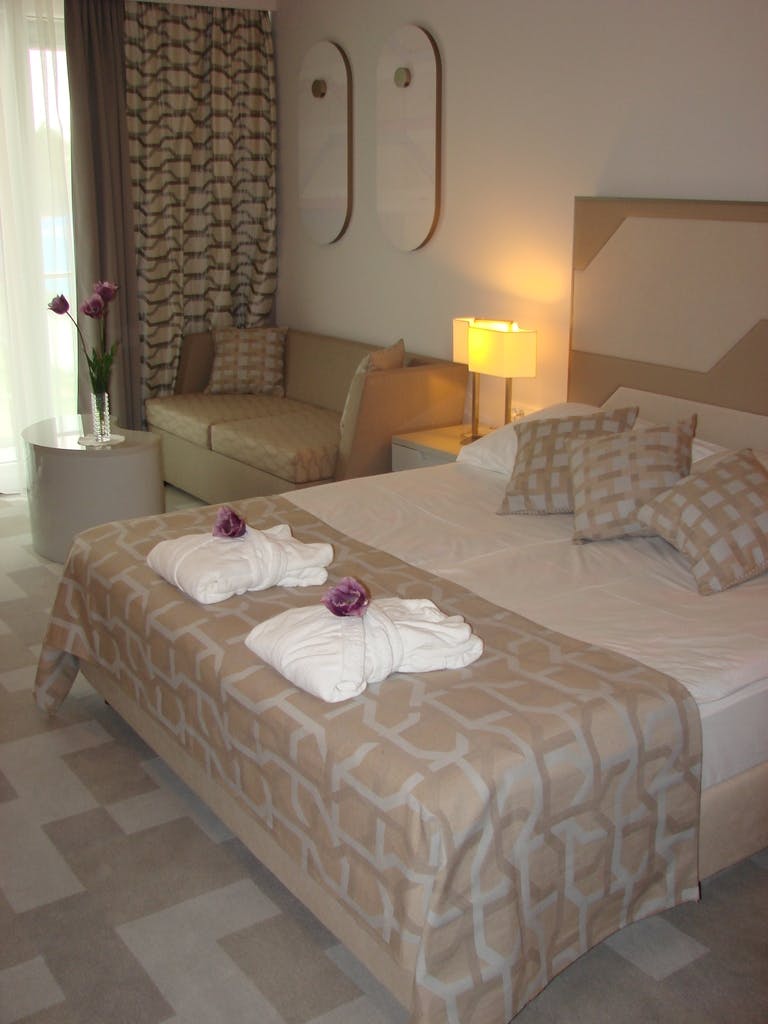 Terme Čatež - Hotel Terme - Termalni oddih, Čatež ob Savi, Slovenija - 336 EUR - 2x nočitev v dvoposteljni sobi za 2 osebi, Polpenzion (zajtrk in večerja)