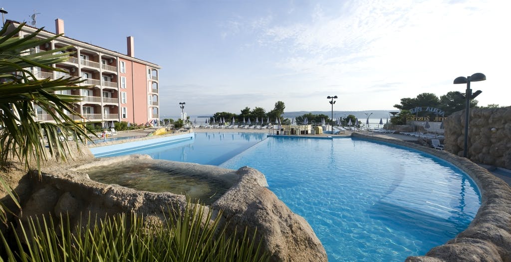 Aquapark Hotel Žusterna, Koper, Slovenija – 1.425 HRK – 2x noćenje s polupansionom u dvokrevetnoj sobi bez balkona za 2 osobe, Neograničeno korištenje bazena u Aquapark Hotelu Žusterna