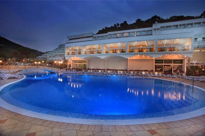 Odmor na Rabcu - Hotel Narcis, Hotel Mimosa i Hotel Hedera - Megabon