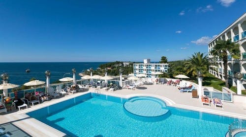 Hotel Gran Vista Plava Laguna – First minute odmor, Poreč, Istra, Hrvatska – 4.943 HRK – 7x noćenje u dvokrevetnoj Klasik sobi s balkonom morska strana za 2 osobe (1 dijete do 11,99 godina besplatno) , Polupansion