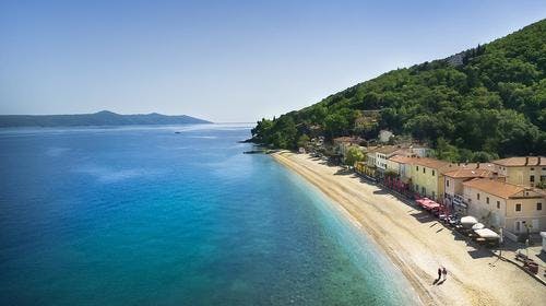 Hotel Marina – First minute obiteljsko opuštanje, Mošćenička Draga, Hrvatska – 7.382 HRK – 5x noćenje u obiteljskoj Standard Atrium sobi bez balkona za 2 osobe (2 djece do 13,99 godina besplatno), Polupansion s pićem uz obroke