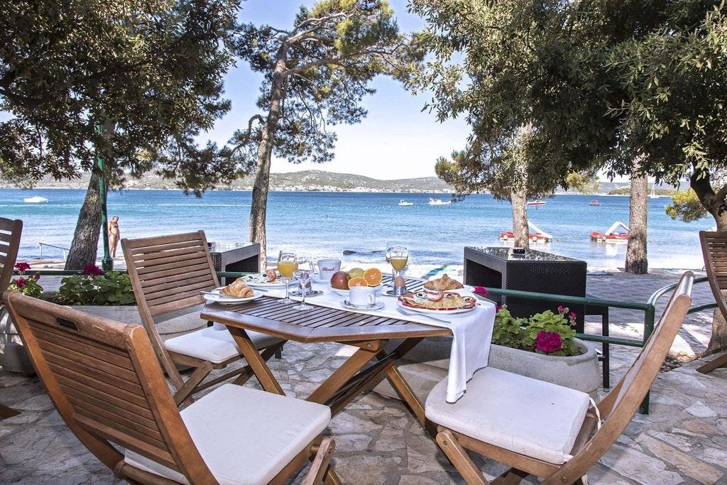 Kamp Park Soline – Top ljetovanje u Biogradu, Holiday home Dalmacija, Biograd na Moru, Dalmacija, Hrvatska – 6.983 HRK – 7x noćenje u mobilnoj kućici Dalmacija za do 6 osoba, Troškovi struje, plina i vode
