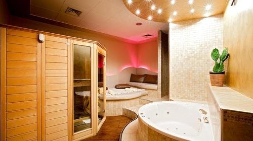 Hotel Paka – Wellness opuštanje i ručak, Velenje, Slovenija – 743 HRK – Opuštanje u wellnessu (sauna plaža, japanska sauna i sauna 1001 noć) u trajanju 2 sata i 45 minuta za 2 osobe, Ručak s predjelom u Haus restoranu