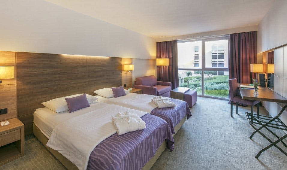 Vitality Hotel Punta – Health & Fitness, Veli Lošinj, Hrvatska – 1.662 HRK – 2x noćenje u dvokrevetnoj Standard plus sobi s balkonom (park strana) za 2 osobe (1 dijete do 6,99 godine boravi besplatno), Korištenje unutarnjih bazena 