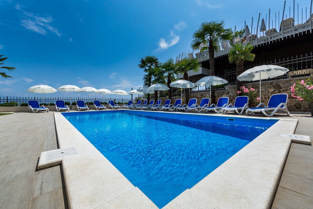 Hotel Domino – Luksuzni wellness odmor tijekom tjedna, Opatija, Hrvatska – 1.195 HRK – 2x noćenje u Standard, Superior ili Deluxe sobi (ovisi o raspoloživosti) za 2 osobe, 2x polupansion za 2 osobe