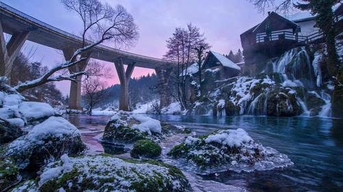 Hotel Mirjana & Rastoke – Romantični odmor u srcu prirode, Slunj, Hrvatska – 1.200 HRK – 2x noćenje s polupansionom u Deluxe dvokrevetnoj sobi za 2 osobe (1 dijete do 8 godina boravi besplatno) , Besplatno korištenje bicikala za vrijeme boravka (ili električnih bicikala uz nadoplatu) 