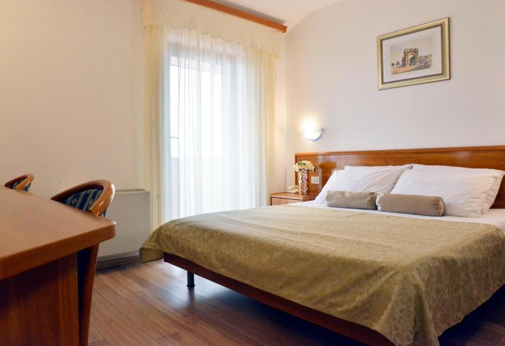 Hotel Villa Letan - Jesenski wellness oddih v Istri, Peroj, Istra, Hrvaška - 278 EUR - 2x nočitev v dvoposteljni sobi z balkonom za 2 osebi, Polpenzion