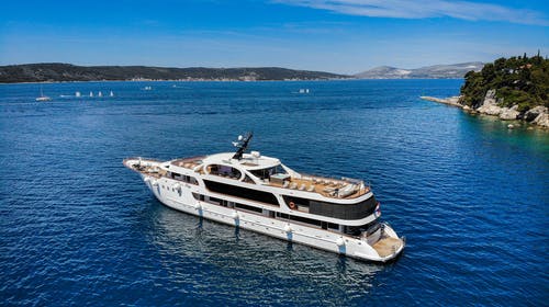 Adriatic Service Travel – Krstarenje , Poreč, Hrvatska – 5.199 HRK – 7x noćenje u kabinama s vlastitom kupaonicom i klima uređajem za 1 osobu, 7x doručak