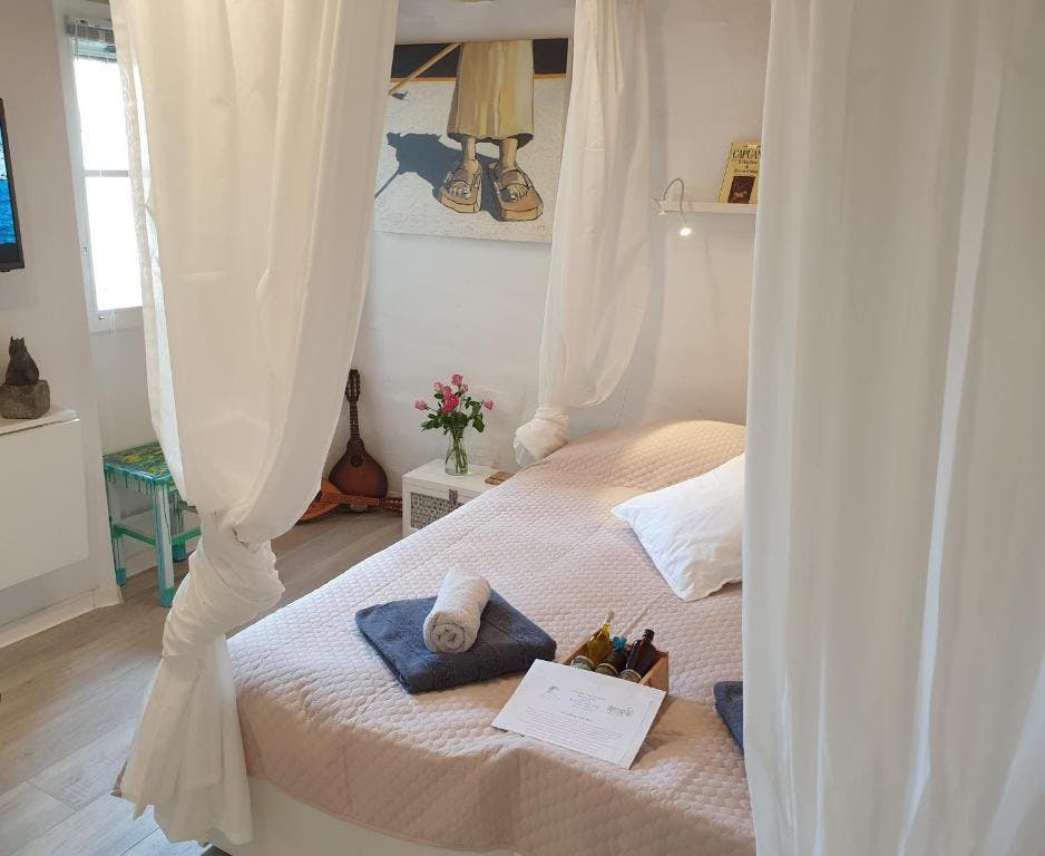 Boutique Hotel PiranArt - Poletni oddih v butičnem hotelu v Piranu, Piran, Slovenija - 180 EUR - 2x nočitev v prenovljeni sončni sobi z baldahinom za 2 osebi, Zajtrk