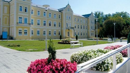 Toplice Lipik – Odmor s punim pansionom, Lipik, Hrvatska – 1.408 HRK – 2x noćenje u apartmanu Ankin dvor za 2 osobe, Puni panison
