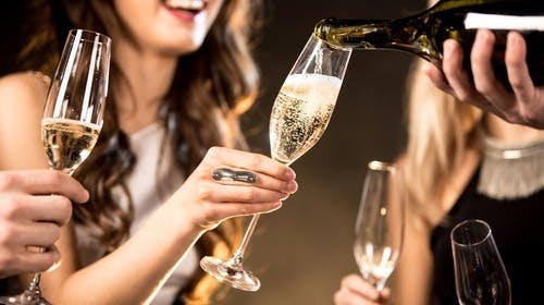 Hotel Villa Valpovo – Novogodišnji paket, Valpovo, Hrvatska – 2.309 HRK – 2x noćenje u dvokrevetnoj sobi za 2 osobe, Polupansion