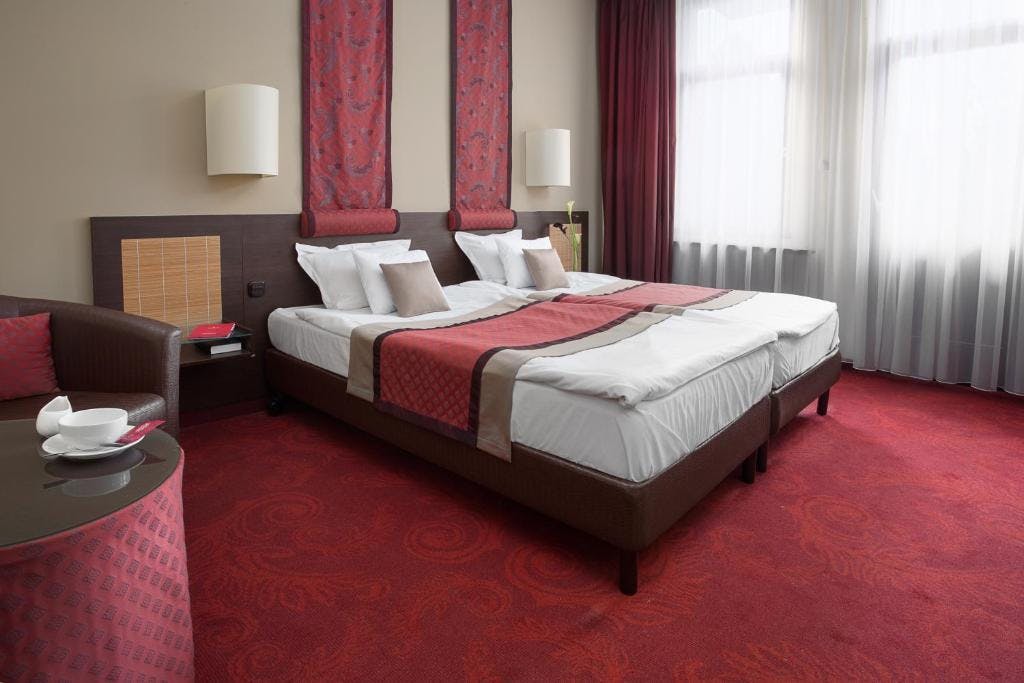 Rubin Wellness & Conference Hotel, Budimpešta, Madžarska - 217 EUR - 2x nočitev v dvoposteljni Economy sobi za 2 osebi, Zajtrk (samopostrežni)