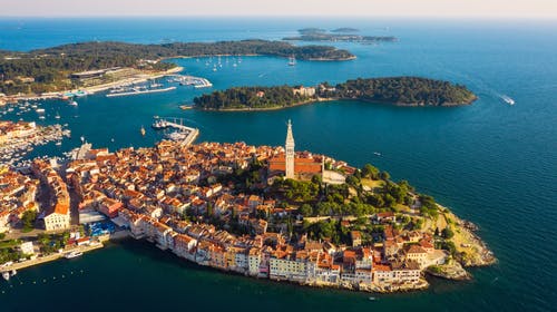 Noemi’s Rooms – Odmor u centru Rovinja  , Rovinj, Hrvatska – 292 HRK – 1x noćenje u dvokrevetnoj sobi za 2 osobe (1 dijete do 7 godina besplatno), Besplatan Wi-Fi