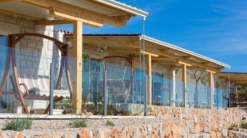 Holiday homes Kanajt – Prestižno morsko wellness opuštanje, Punat, otok Krk, Hrvatska – 1.150 HRK – 1x noćenje u Standard Holiday home za do 6 osoba (4 odrasle osobe i 2 djece do 5 godina), Korištenje wellnessa u trajanju od 2 sata po osobi na dan