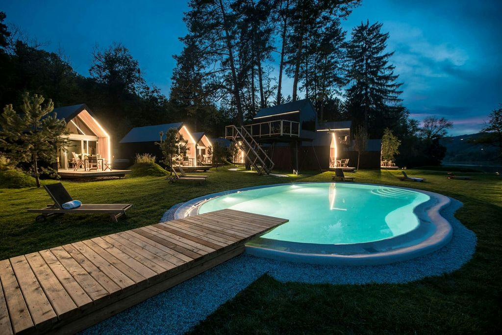 Chocolate Village - Luksuzan čokoladni glamping uz rijeku