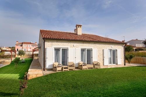 Plavo Nebo Istra Apartments - Lavanda 2+2 , Medulin, Istra, Hrvaška - 175 EUR - 2x nočitev v apartmaju Lavanda 2+2 za do 4 osebe, Priprava apartmaja in končno čiščenje