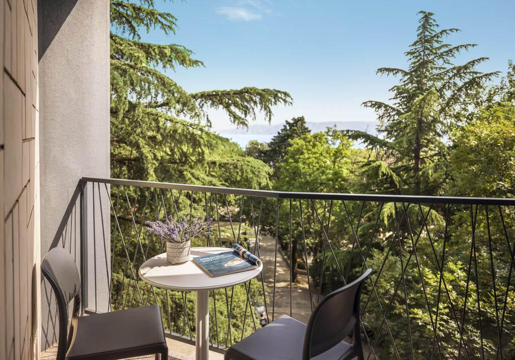Aminess Vival Casa Lišanj - All inclusive light konec poletja, Novi Vinodolski, Hrvaška - 1152 EUR - 4x nočitev v Comfort dvoposteljni sobi z balkonom za 2 osebi (1 otrok do 14,99 let brezplačno), All inclusive light