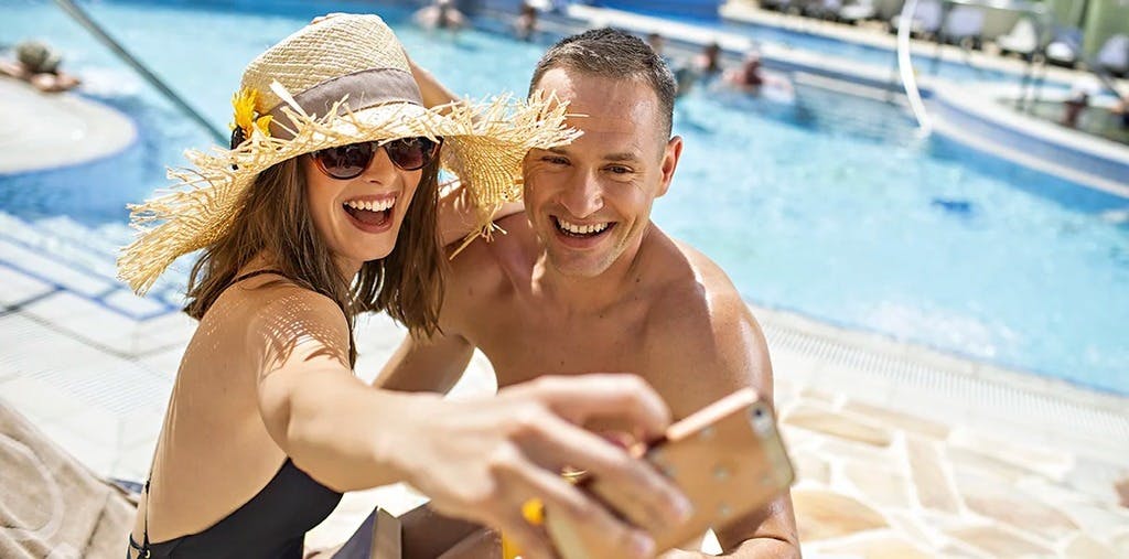 Hotel Livada Prestige - Ljetni odmor udvoje tijekom tjedna, Moravske Toplice, Slovenija - 442 EUR - 2x noćenje u dvokrevetnoj sobi za 2 osobe, Polupansion (buffet doručak i večera) u restoranu hotela Livada