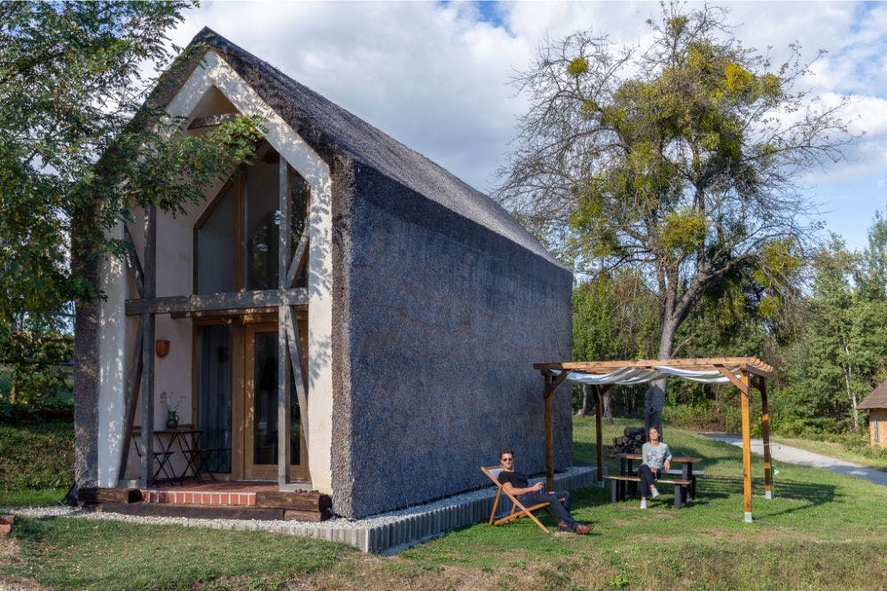 Goričko Resort - Ljeto u Konopljinoj kućici tijekom tjedna, Križevci, Slovenija - 129 EUR - 1x noćenje u Konopljinoj kućici za 2 osobe (1 dijete do 5,99 godina besplatno), Doručak