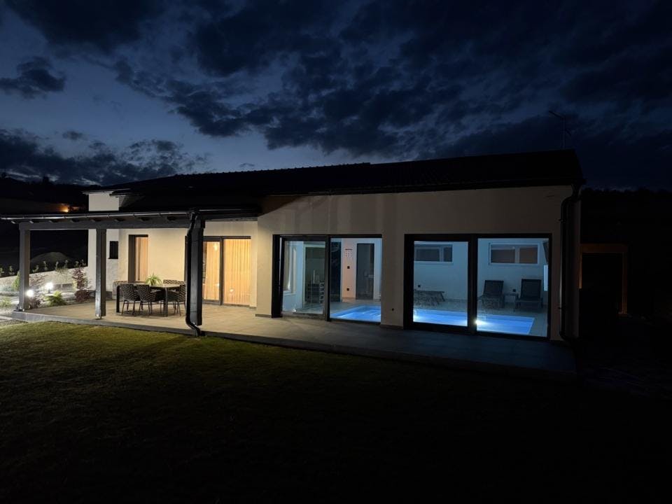 Villa Granea Sveti Martin - Ljeto u vili s vlastitim unutarnjim bazenom i saunom, Sveti Martin na Muri, Hrvatska - 450 EUR - 3x noćenje u villi s zatvorenim grijanim bazenom i saunom za do 4 osobe, Korištenje finske saune u trajanju od 1,5 sati/noćenje