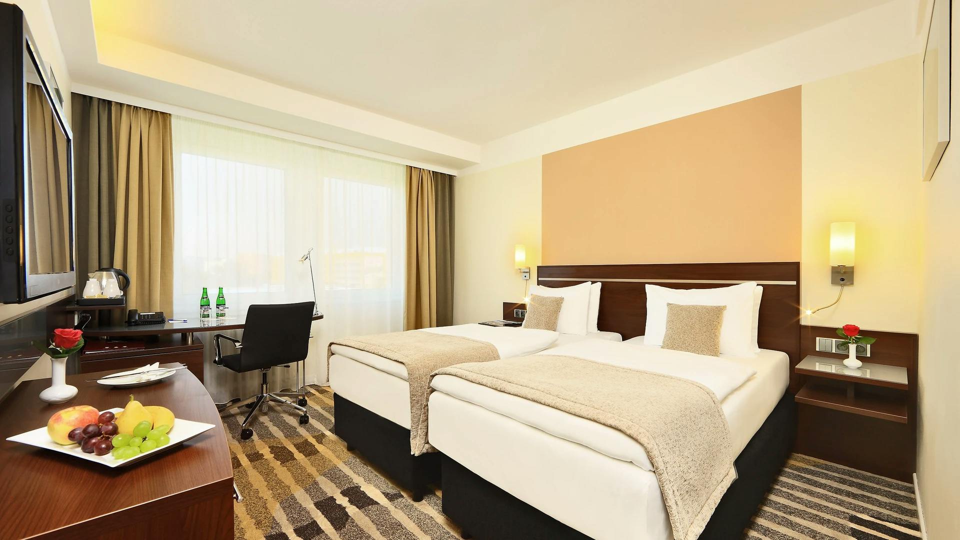 Hotel Duo Prague - Poletni city break v Pragi, Praga, Češka - 228 EUR - 2x nočitev v sobi kategorije Superior z vsemi razpoložljivimi storitvami za 2 osebi, Samopostrežni zajtrk