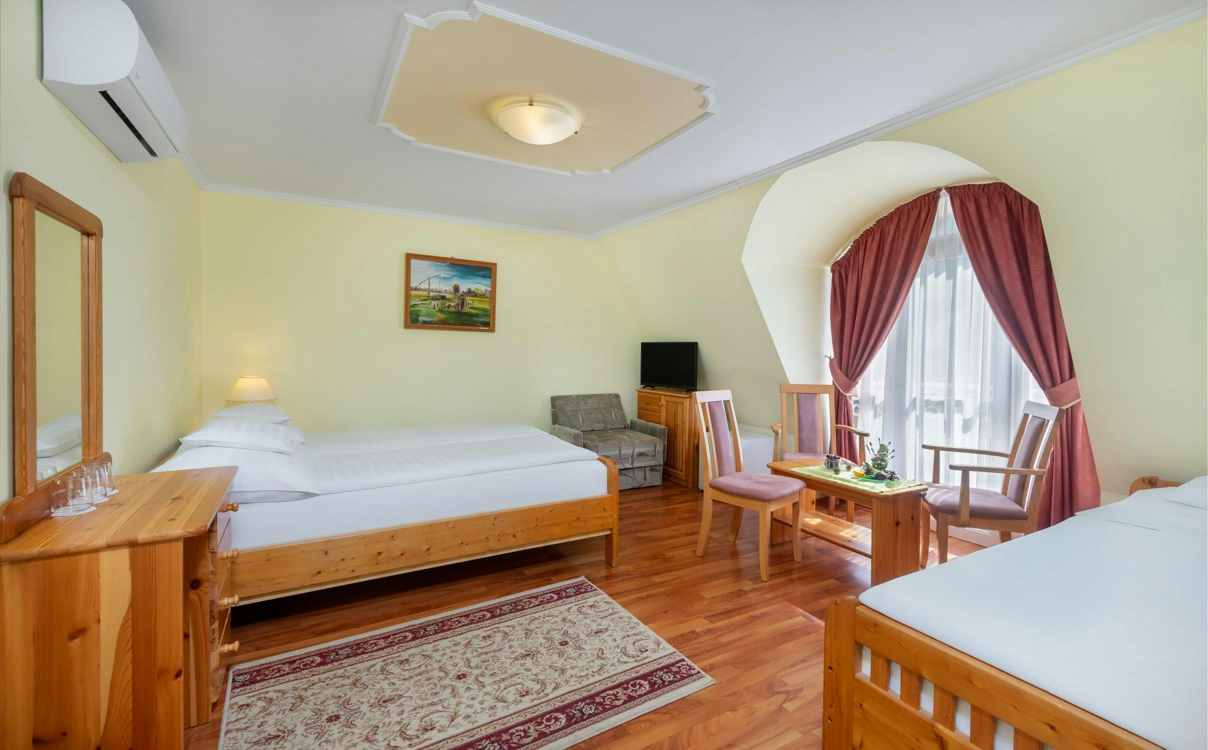 Gosztola Gyöngye Wellness Hotel - Wellness razvajanje med vikendom, Gosztola , Madžarska - 333 EUR - 2x nočitev v Standard sobi za 2 osebi, Polpenzion