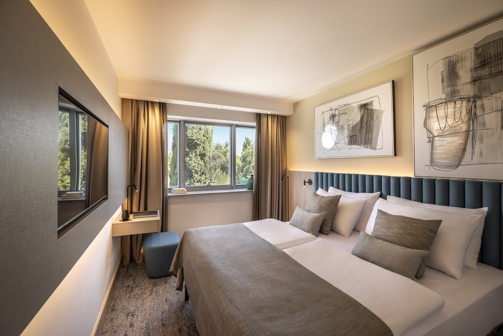 Aminess Vival Maestral Hotel - Jesen in zima v Novigradu za pare, Novigrad, Hrvaška - 273 EUR - 2x nočitev v dvoposteljni Standard sobi za 2 osebi, Polpenzion (zajtrk in večerja)