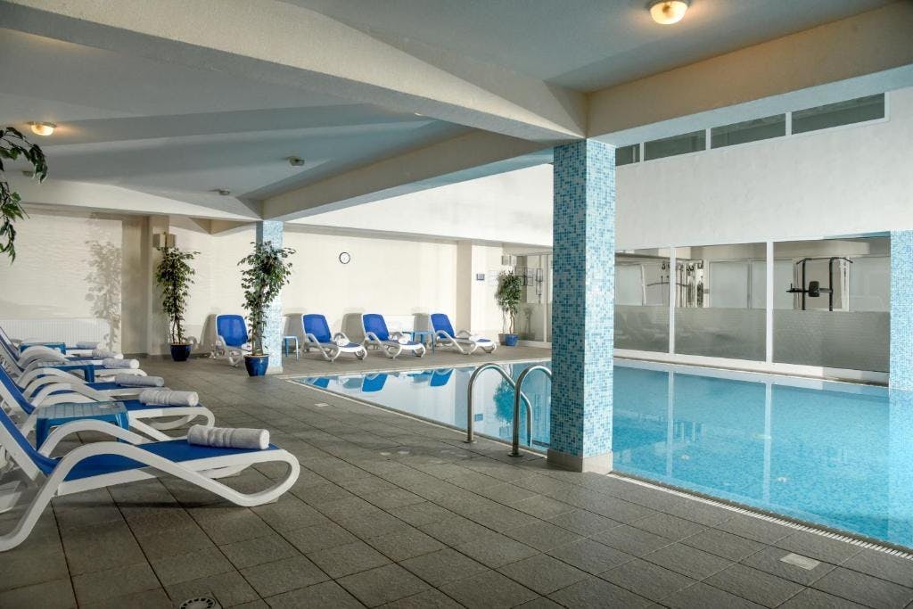 Hotel Park - Jesen i zima u Lovranu, Lovran, Hrvatska - 174 EUR - 2x noćenje u dvokrevetnoj Standard sobi za 2 osobe (1. dijete do 13,99 godina i 2. dijete do 2,99 godina besplatno), Polupansion (doručak i večera)