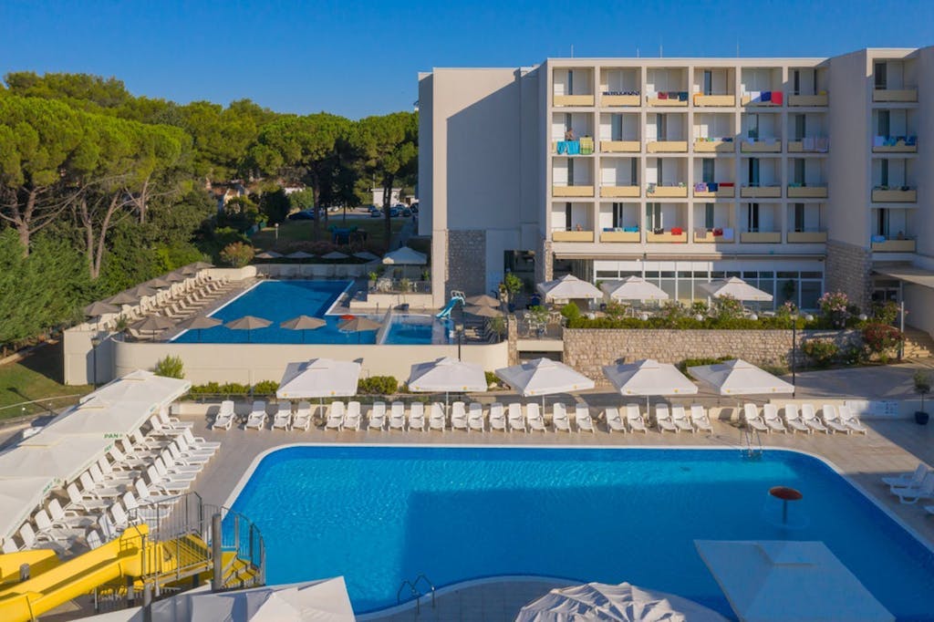 Family Hotel Adria - Obiteljsko all inclusive ljeto u Dalmaciji - Posebna akcija