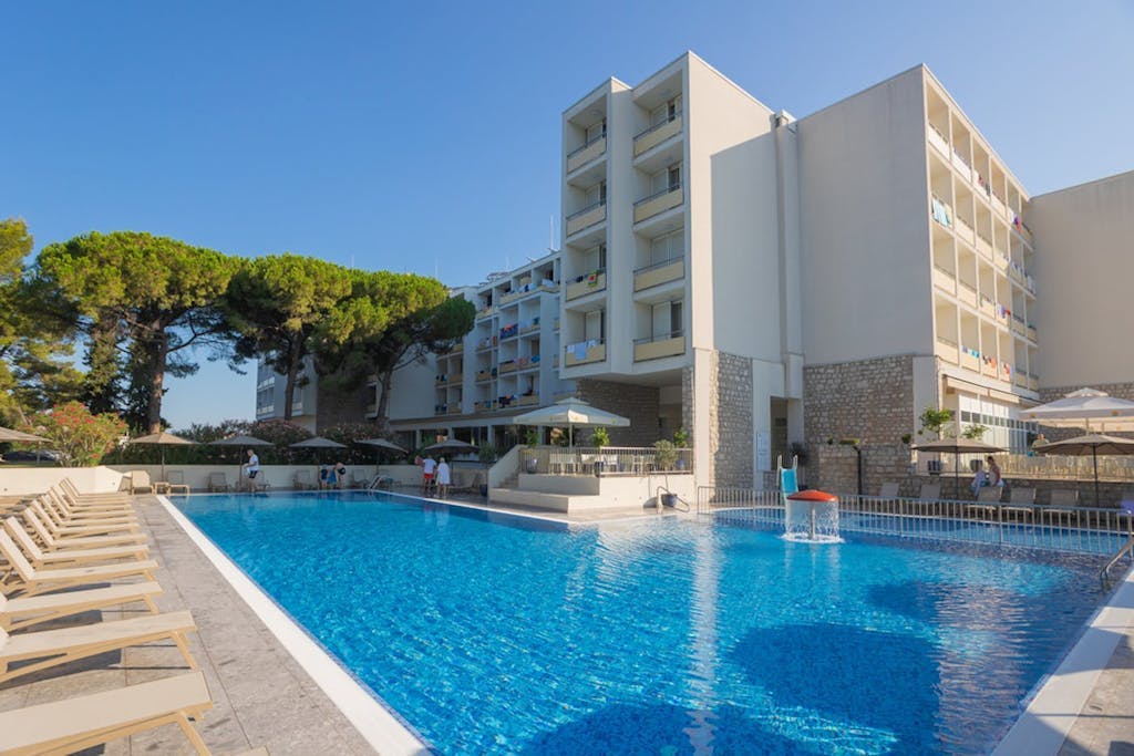 Family Hotel Adria - Obiteljsko all inclusive ljeto u Dalmaciji - Posebna akcija