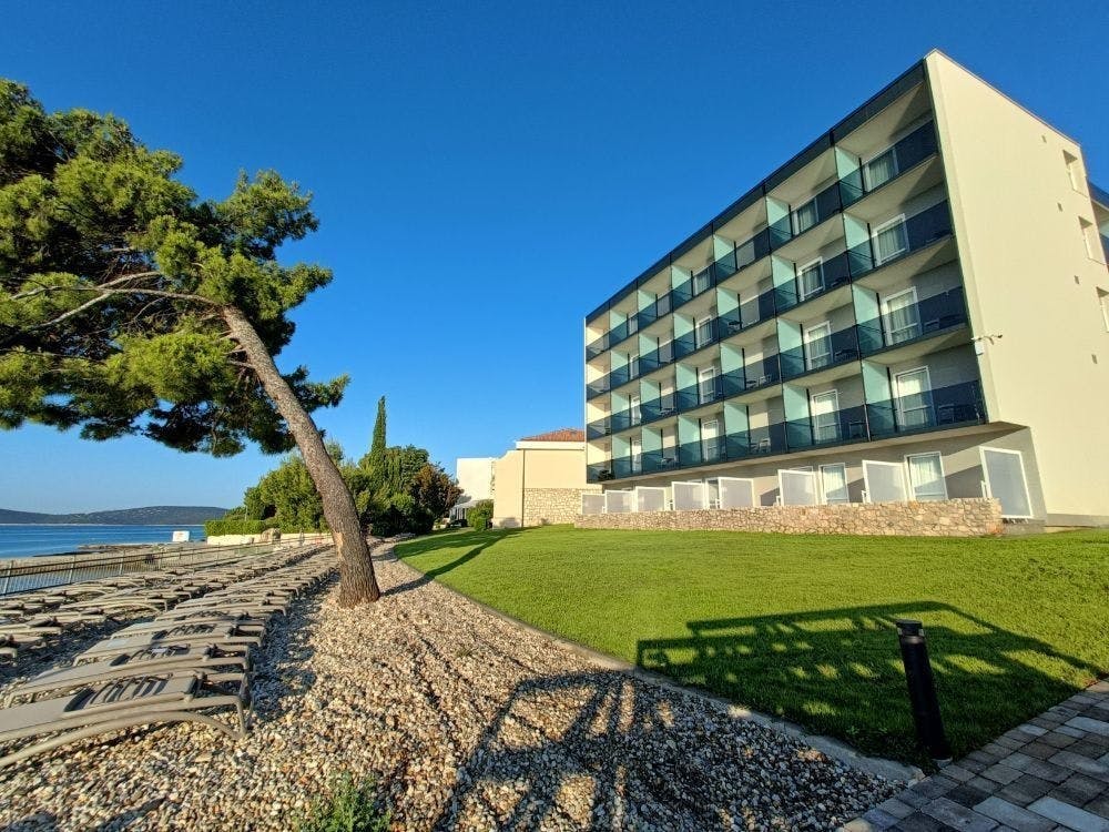 Villa Arausa - Obiteljsko all inclusive light ljeto