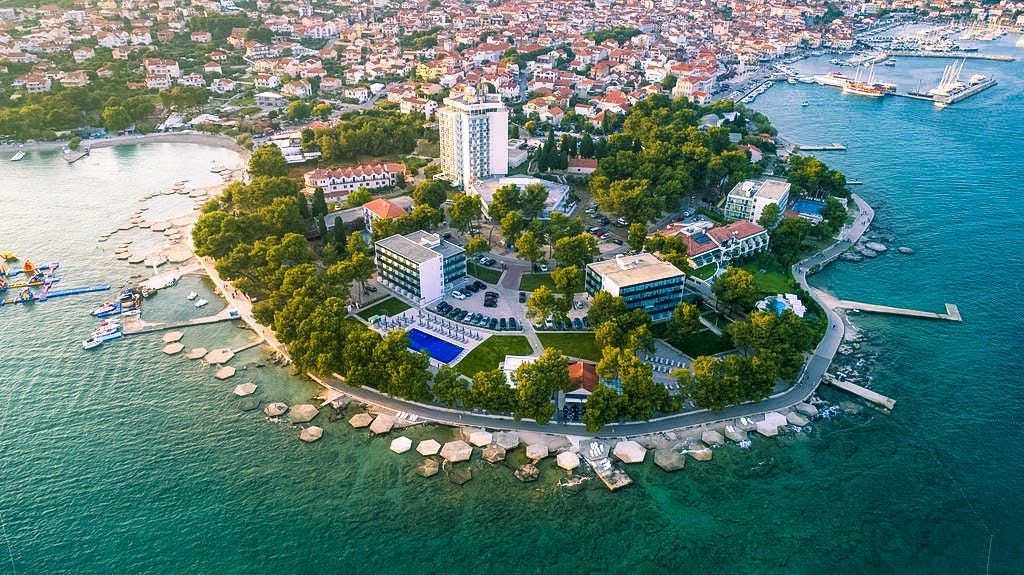 Villa Arausa - Obiteljski all inclusive light kraj ljeta