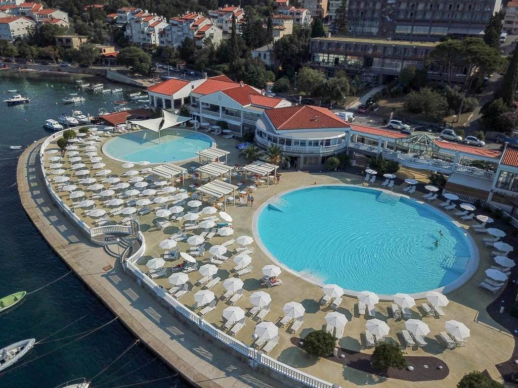 Hotel Katarina - Rujansko wellness opuštanje za velike obitelji u Selcu