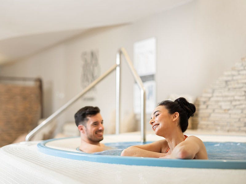 Valamar Sanfior Hotel - Vrhunsko opuštanje za parove uz more u šarmantnom Rapcu, Rabac, Hrvatska - 317 EUR - 2x noćenje u sobi „Room for 2“ za 2 osobe, Polupansion s uključenim bezalkoholnim negaziranim pićima iz šankomata tijekom obroka