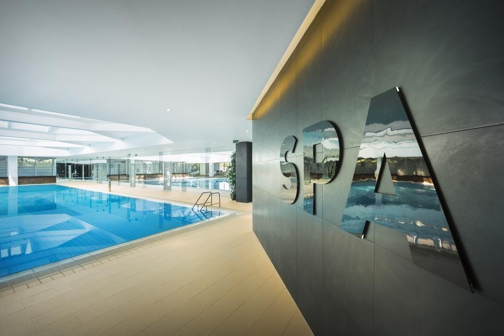 Aminess Vival Maestral Hotel - Obiteljski jesenski ili zimski odmor, Novigrad, Hrvatska - 439 EUR - 3x noćenje u dvokrevetnoj Superior sobi s balkonom za 2 osobe (1 dijete do 9,99 godina besplatno), Polupansion (doručak i večera)