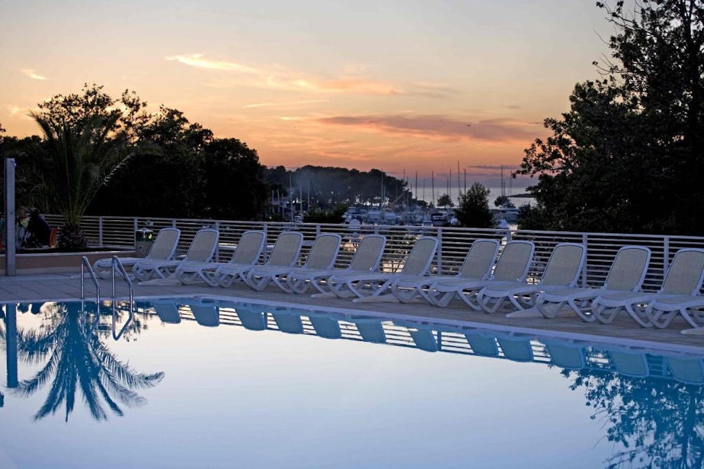 Hotel Molindrio Plava Laguna - Rujansko ljeto u Poreču, Poreč, Hrvatska - 565 EUR - 5x noćenje u Economy sobi s francuskim ležajem za 2 osobe, Polupansion