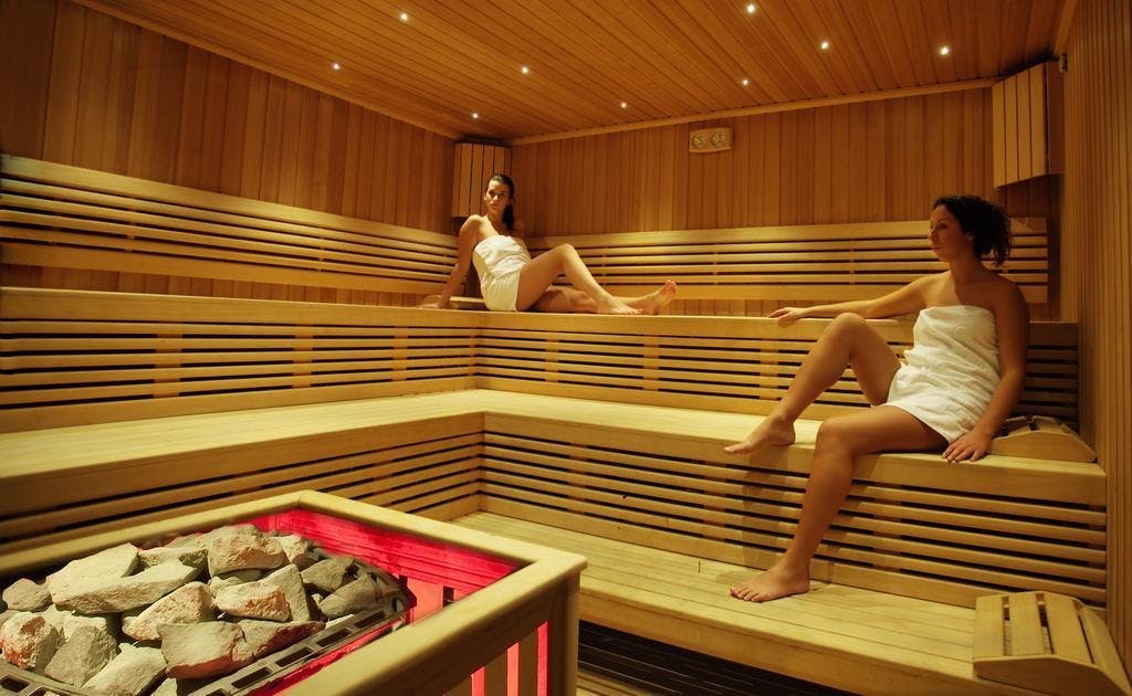 BO Hotel Palazzo - Savršeni završetak ljeta uz wellness za dvoje u mondenom Poreču, Poreč, Hrvatska - 499 EUR - 2x noćenje u dvokrevetnoj Classic ili Superior sobi (ovisno o raspoloživosti) za 2 osobe, Polupansion (doručak i večera)