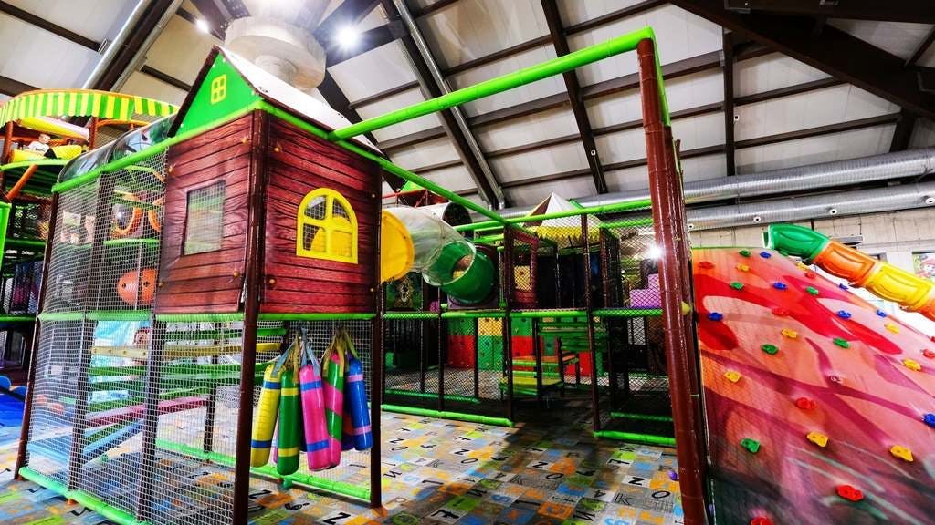 Hotel Hills Spa & Thermal Resort - Obiteljski termalni paket i dječja zabava u Kinderlandu s punim pansionom