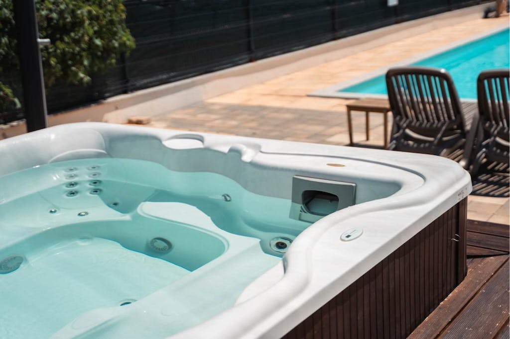VSG Resort - Proljetni odmor na Krku uz bazen, saunu i jacuzzi