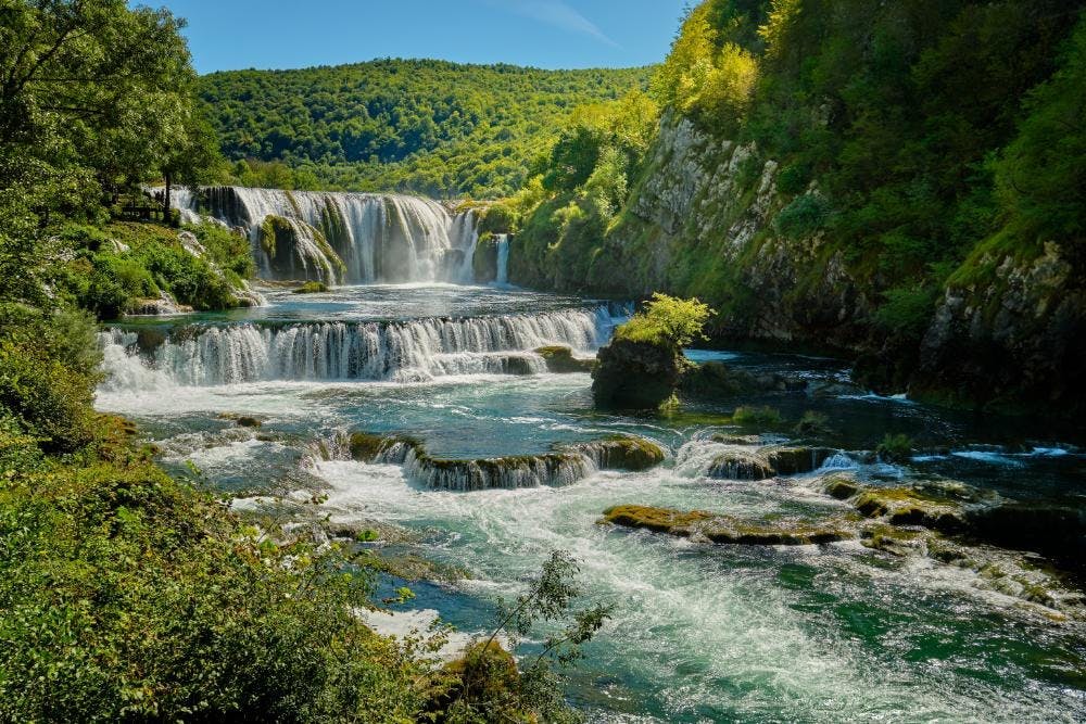 Hotel Swiss Plus - Jesenski odmor u Bihaću, Bihać, Bosna i Hercegovina - 91,50 EUR - 1x noćenje u dvokrevetnoj sobi za 2 osobe (1 dijete do 7 godina besplatno), Doručak