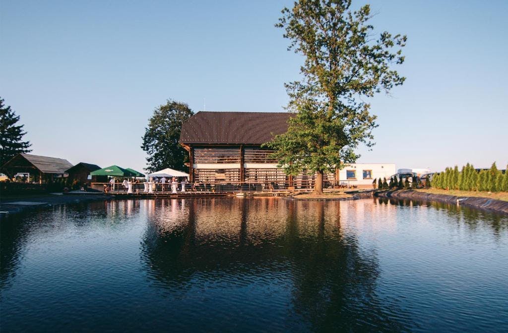 Panonsko selo - Odmor u Prekmurju - Dvokrevetna soba, Moravske Toplice, Slovenija - 132 EUR - 2x noćenje u dvokrevetnoj sobi za 2 osobe, 2x karte za kupanje u Termama 3000