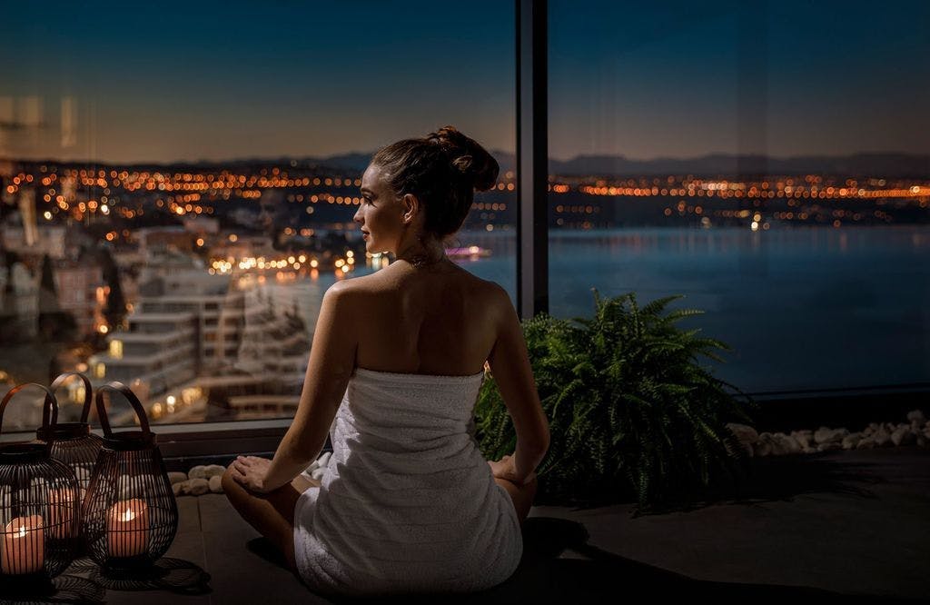 Grand Hotel Adriatic 3* - Vrhunski wellness vikend u Opatiji - Soba s pogledom na more i balkonom