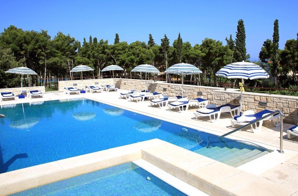 Aminess Vival Velaris Resort - Obiteljsko ljeto na Braču