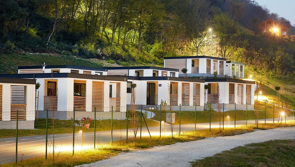Kamp Terme Jezerčica - Odmor u mobilnim kućicama tijekom vikenda