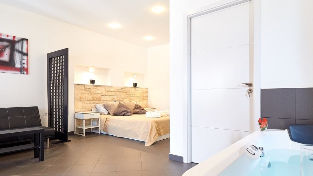 Wellness Villa Istriana - Odmor u sobi sa saunom i hidromasažnom kadom