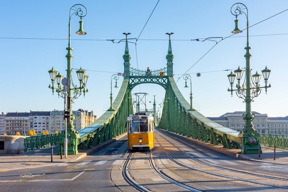 Escala Hotel & Suites Budapest - Obiteljski odmor, Budimpešta, Mađarska - 329 EUR - 3x noćenje u dvosobnom apartmanu za 4 osobe, Buffet doručak