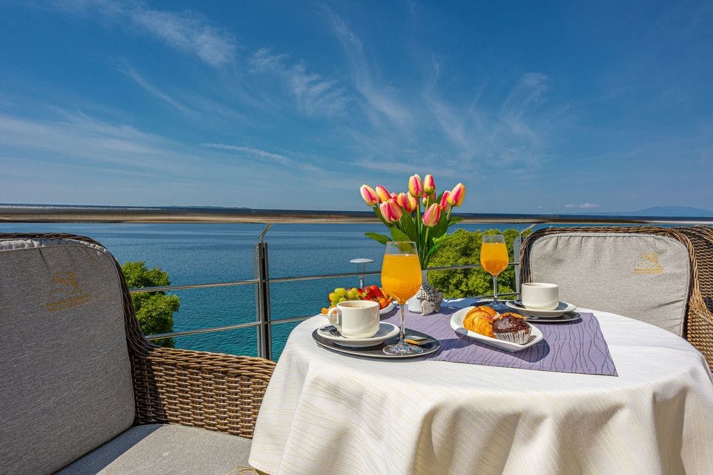 Hotel Marina - Last minute odmor uz more u Selcu