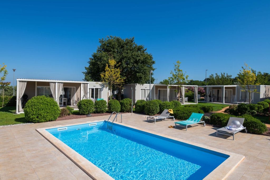 Camping Park Umag - First minute ljeto u mobilnim kućicama s bazenom